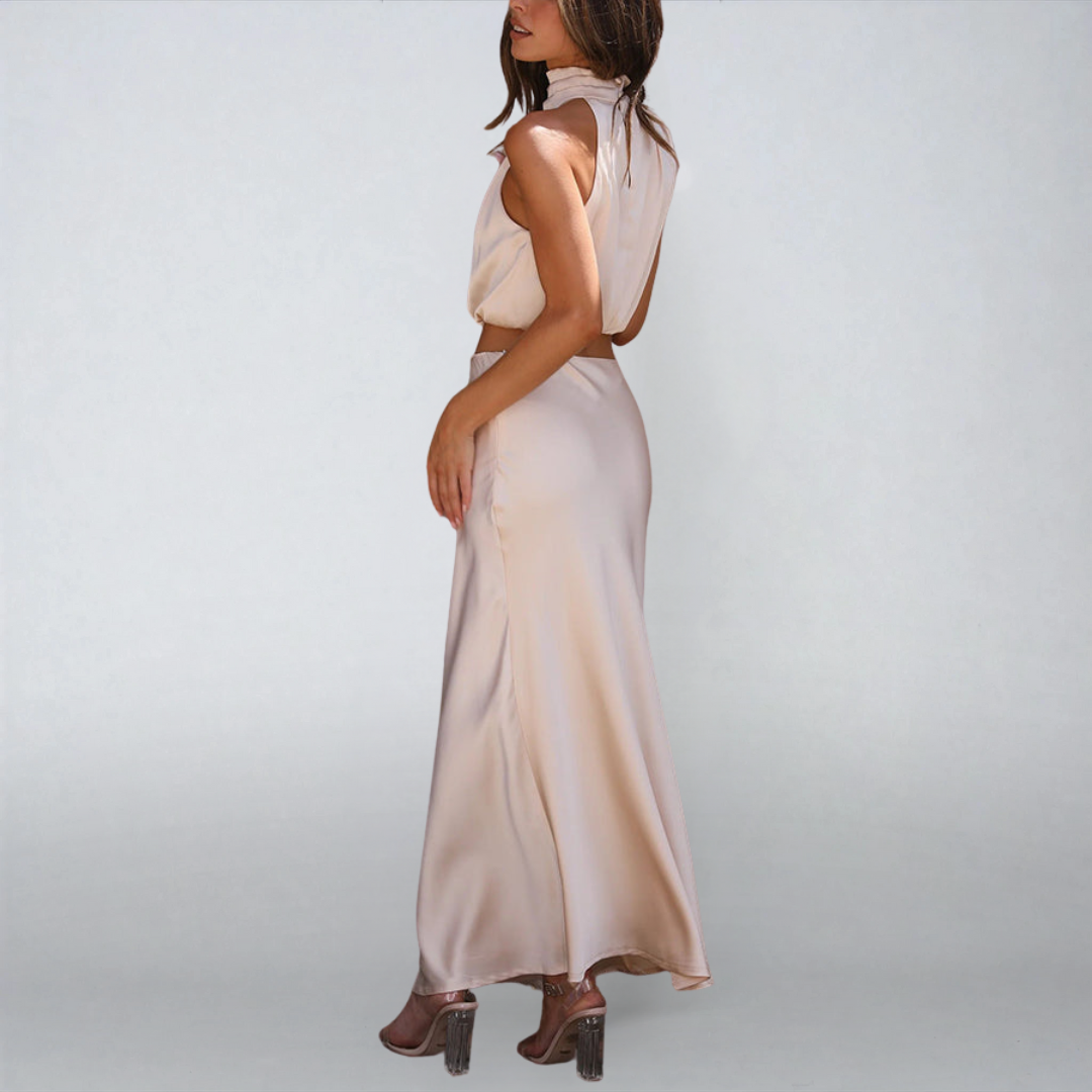 Klara – Completo Elegante Luminoso
