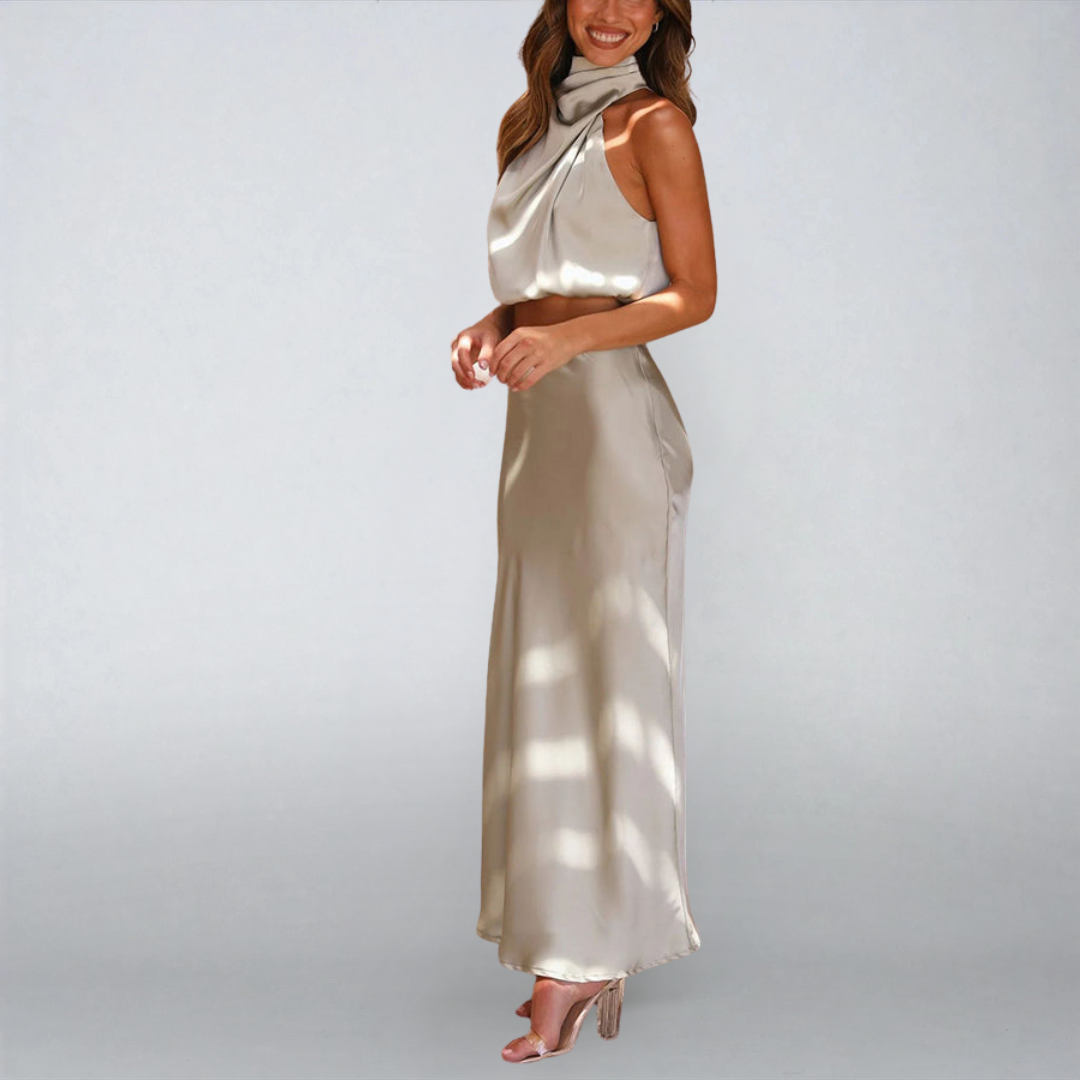 Klara – Completo Elegante Luminoso