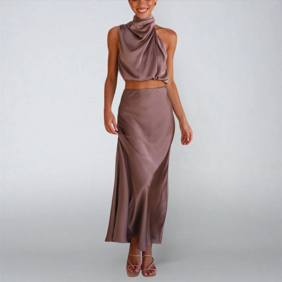 Klara – Completo Elegante Luminoso