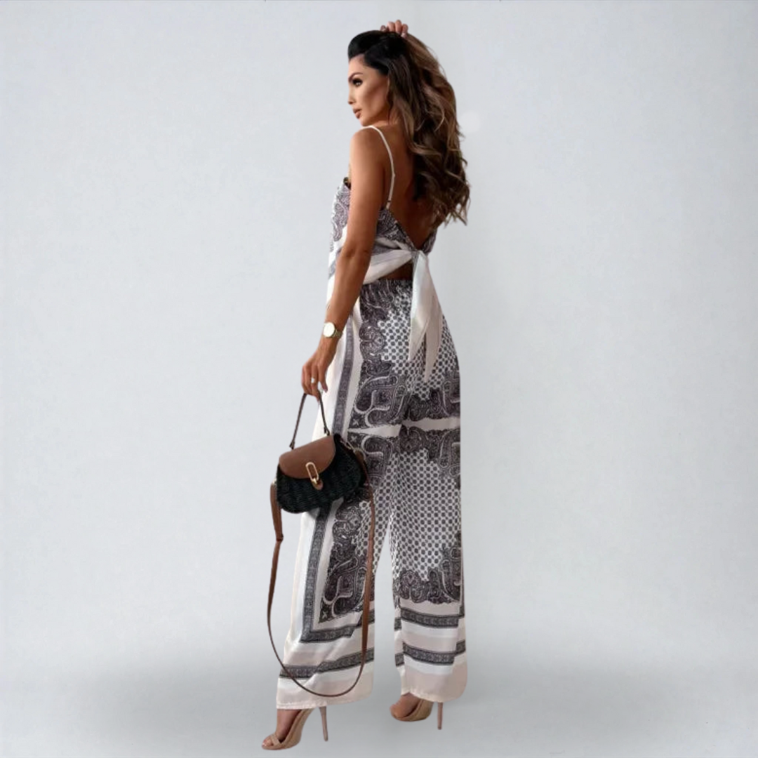 Lena – Elegante Completo a Due Pezzi con Dettagli Annodati